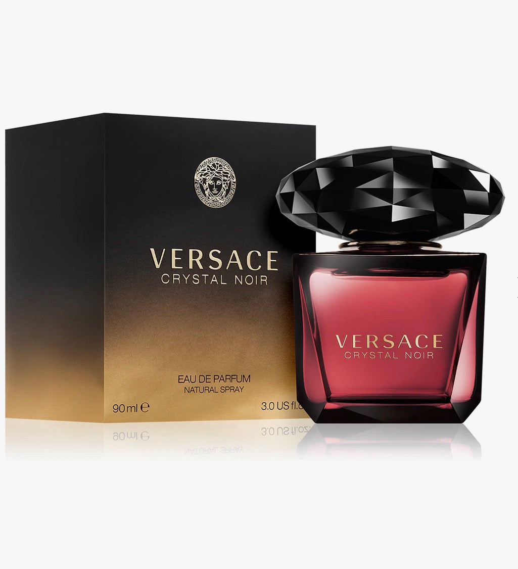 Versace
Crystal Noir
Eau de Parfum -donna 90ml