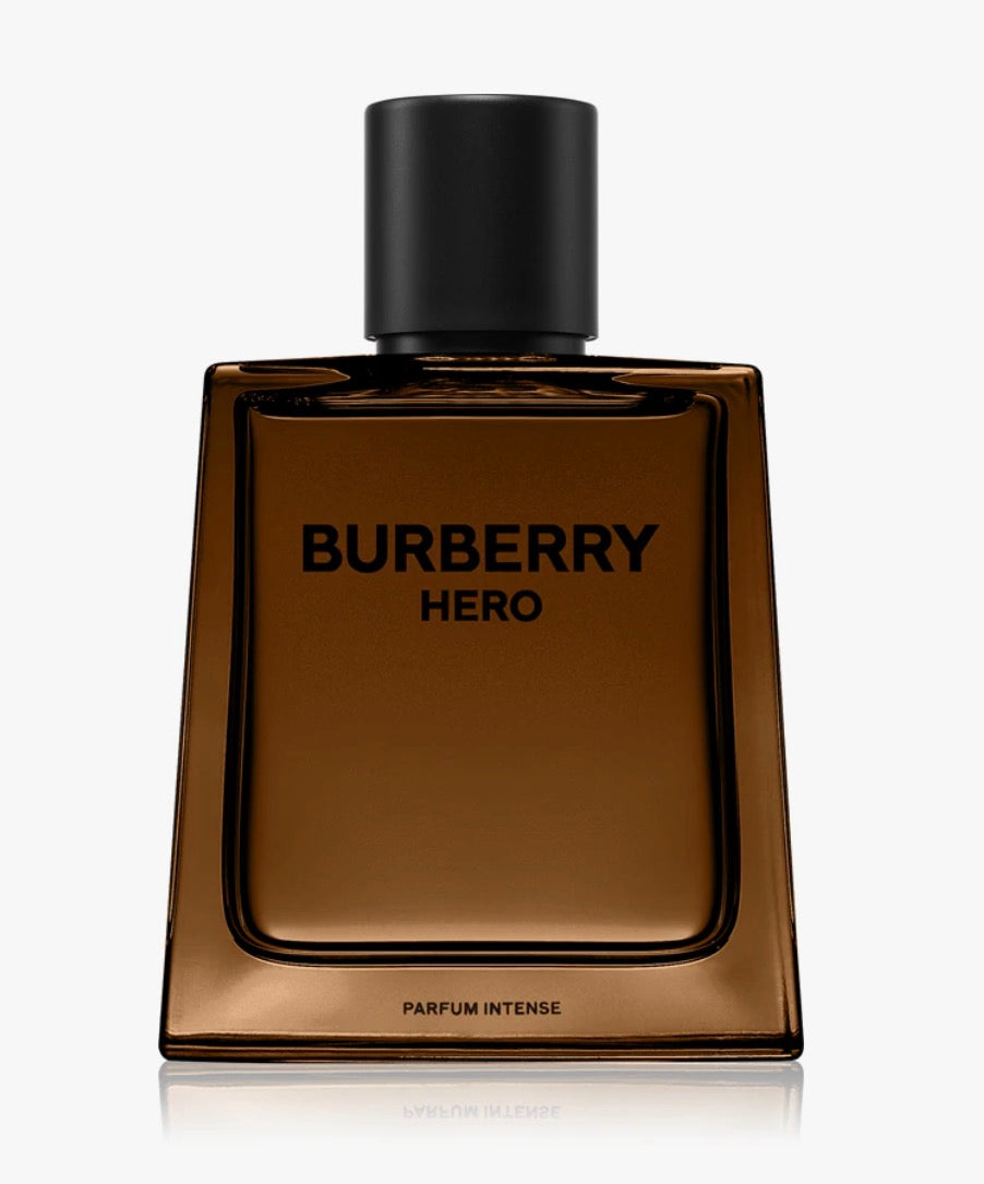 Burberry
Hero Parfum Intense: tester -uomo 100ml