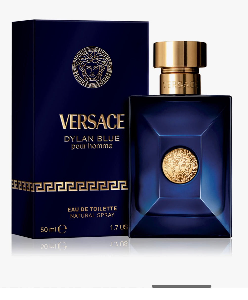 Versace
Dylan Blue Pour Homme
Eau de Toilette uomo 50ml